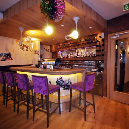 ホテル Kristall 4*